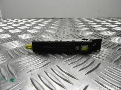 Volkswagen 3G9 035 577 / 3G9035577 PASSAT Variant (3G5) 2017 Amplificateur d'antenne - Image 1