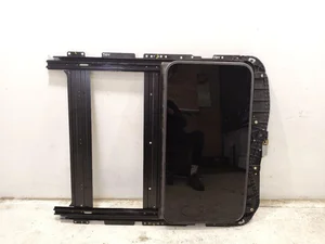 Maserati 61.13.063C, 06700229130, 32791XX, 1641003 / 6113063C, 06700229130, 32791XX, 1641003 QUATTROPORTE VI 2014 Toit ouvrant