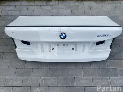 BMW 5 (G30) 2021 Tailgate - Image 1