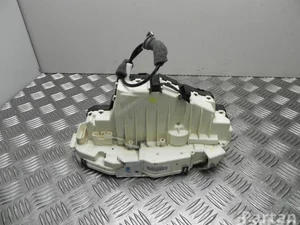 Mercedes-Benz A 221 720 08 35 / A2217200835 S-CLASS (W221) 2006 Serrure de porte Right Front