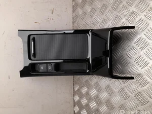 Kia 84620-J7000 / 84620J7000 CEE'D sportwagon (CD) 2024 Porte-gobelet