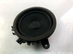 Volvo 31489619 V40 Hatchback 2017 Loudspeaker