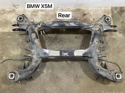 BMW X5 (E70) 2011 traverser - Image 1