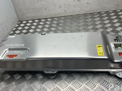 Tesla 1135558-05-A / 113555805A MODEL 3 2021 Wechselrichter Spannungswandler - Bild 1