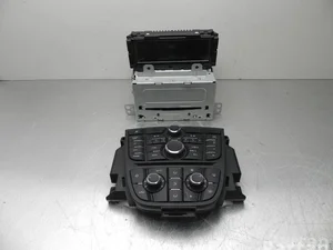 Opel 22976602, 13360091, 22858076 ASTRA J Sports Tourer 2014 Radio / lecteur CD