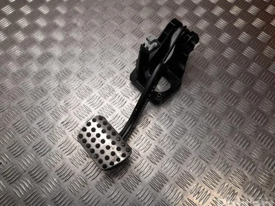 Mercedes-Benz A1722900101 SLK (R172) 2013 Pédale de frein - Image 1