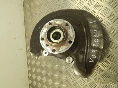 Alpina 6858318, 198788-10 / 6858318, 19878810 D4 (F32) 2016 Logement de roulement de roue Right Front - Image 1