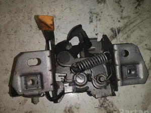 Volvo 30716530 C30 2007 Serrure de capot-moteur