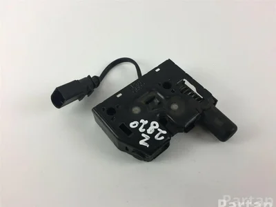 Audi 8D0973822 Q3 (8U) 2016 Verrouillage central - Image 1