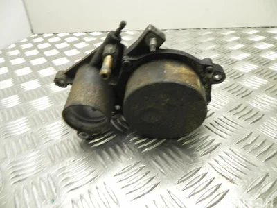 Ford XS7Q-2A451-BJ / XS7Q2A451BJ TRANSIT Box 2008 Pompe à vacuum - Image 1