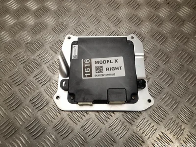 Tesla 1050183-00-E / 105018300E MODEL X 2019 Unité de commande pour porte Right Front - Image 1