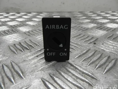 Lamborghini 1K8 919 237 A / 1K8919237A Huracán LP 580-2 2017 Interrupteur de désactivation de l'airbag passager - Image 1