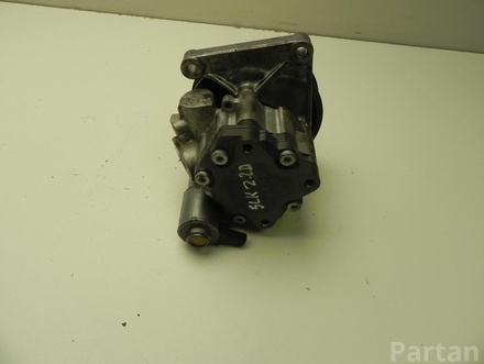 MERCEDES-BENZ A 006 466 47 01 / A0064664701 SLK (R172) 2014 Power Steering Pump