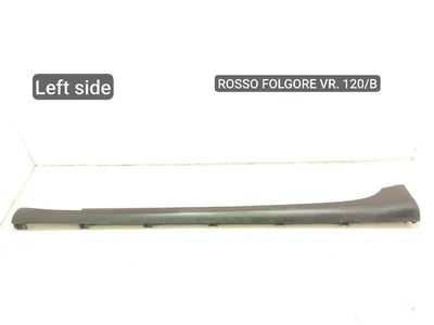 Maserati 670010638 QUATTROPORTE VI 2014 Garniture de seuil  - Image 1