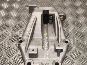 Kia 2507012 EV4 (CT) 2026 Motorhalter