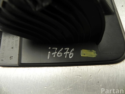 VW 5G1 857 924 B / 5G1857924B GOLF VII Variant (BA5, BV5) 2014 Glove box