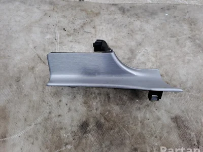 Mercedes-Benz A20568008 C-CLASS (W205) 2015 Autres pièces intérieures - Image 1