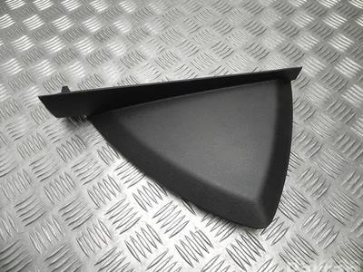 Ford BM51-A044C61-AAW / BM51A044C61AAW FOCUS III 2015 Garniture de panneau latéral - Image 1