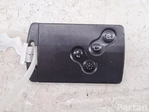 Renault CAPTUR (J5_) 2014 Clé