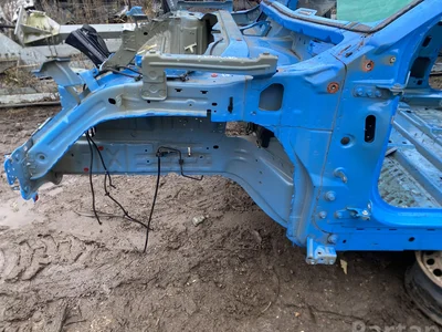 Ford USA Mustang Mach-E 2023 Quart de corps Left Front - Image 1