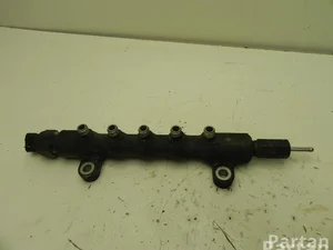 Toyota RAV 4 III (_A3_) 2008 Distribution de carburant