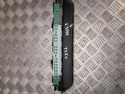 BMW 7423388 X4 (G02) 2019 Feu de freinage - Image 1