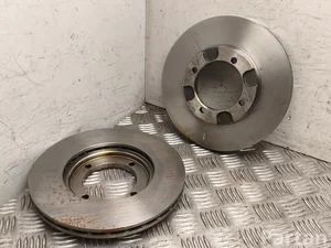 Mitsubishi 24011801091 LANCER IV liftback (C6_A, C7_A) 1994 Tarcza hamulcowa z przodu
