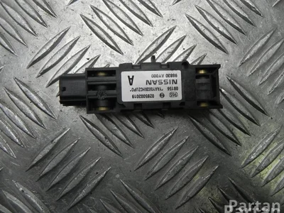 Nissan 98830AY000 PRIMERA Estate (WP12) 2003 Capteur d'impact (systèmes d'airbag) - Image 1