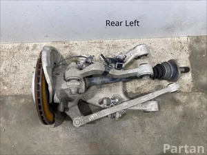Gebrauchtes Original BMW 6796145, 7566087, C528570 6 Coupe (F13) 2012 Hinterer Radlagergehäuse komplett linke Seite