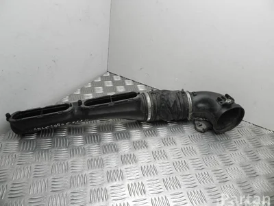 Land Rover CPLA-9A675-AD / CPLA9A675AD RANGE ROVER IV (L405) 2014 Prise d'air / Conduit d'air d'admission - Image 1