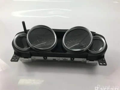 Mazda TD1155430 6 Estate (GH) 2013 Tableau de bord - Image 1