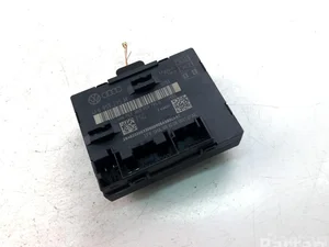 Audi 4F0959795M A6 (4F2, C6) 2010 Unité de commande pour porte