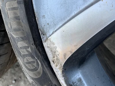 Audi 8X0071498BQW8, R18, 7.5J, ET39.5 / 8X0071498BQW8, R18, 75J, ET395 A1 (8X1, 8XK) 2016 Jantes en alliage complect R18 EJ 7.5 ET39.5 - Image 1