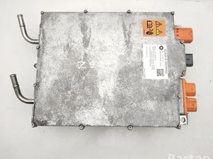 Chrysler 05185047AD Pacifica 2018 Onduleur avec convertisseur