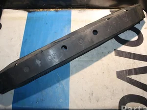 Volvo 31283359 XC60 2012 renforcement parachoques