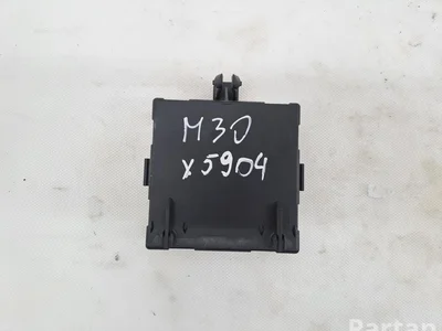 Mercedes-Benz A2229001909 C-CLASS (W205) 2015 Unité de commande pour porte Right Front - Image 1