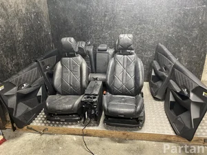 Citroën DS7 CROSSBACK 2018 Fotele, Kanapa, Komplet Panel drzwi Podłokietnik 