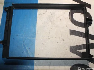 Volvo 30730522 V70 II (SW) 2005 Cadre