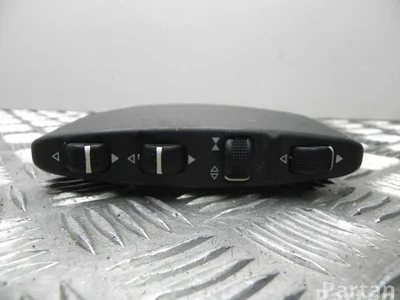 Mercedes-Benz A 000 525 42 00 / A0005254200 CLS (C218) 2012 Interrupteur de réglage du siège - Image 1