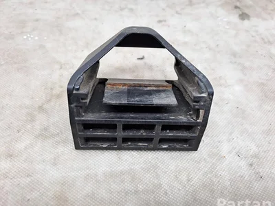 BMW 7593779 X3 (F25) 2011 Support pour radiateur - Image 1