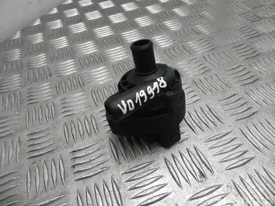 Mercedes-Benz 3 130 591 163 / 3130591163 C-CLASS (W205) 2016 Pompe à eau supplémentaire - Image 1