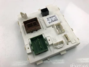 Volvo 32268107AB XC40 2018 Caja de fusibles