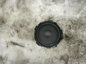 Mercedes-Benz A2058201002 C-CLASS (W205) 2015 Haut-parleur