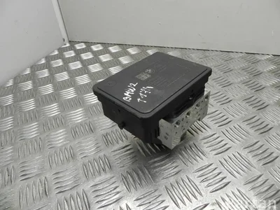 BMW 6888043, 6888042 2 Gran Tourer (F46) 2018 Unité de commande hydraulique ABS - Image 1