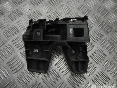 Volkswagen 3G9 807 483 A / 3G9807483A PASSAT Variant (3G5) 2017 Support pour pare-chocs - Image 1