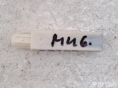 Mazda KD47676NXA CX-30 DM 2025 Aerial Booster - Image 1