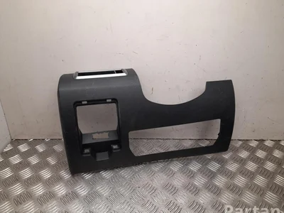 Ssangyong 76701-35010 / 7670135010 Tivoli Grand 2022 Cadre Tableau de bord - Image 1