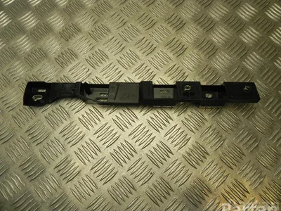 Maserati 670032820 LEVANTE 2019 Support pour la garniture - Image 1