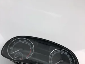 Škoda 6V0920740D FABIA III (NJ3) 2018 Tableau de bord mph km/h
