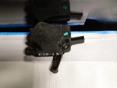 Volvo 6G9N-19E616 / 6G9N19E616 XC60 2010 Chauffage/Ventilation/Climatisation - Image 1